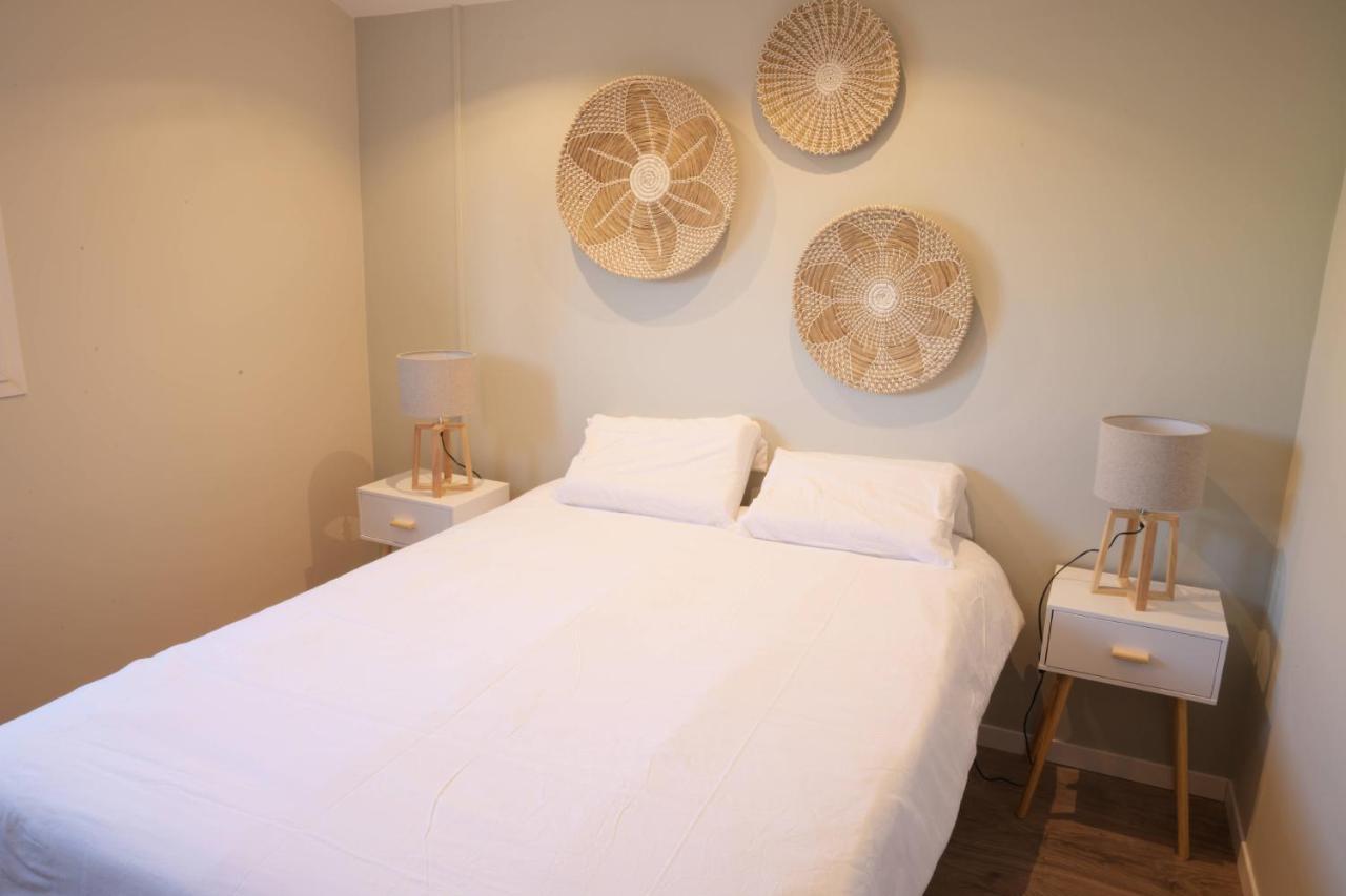 Appart T2 Avec Terrasse, Parking Et Wifi Angoulême Екстериор снимка
